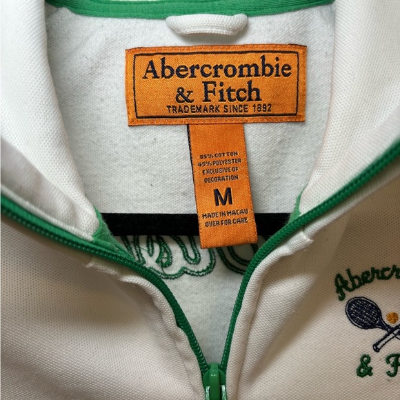Abercrombie & Fitch - Vintage Full Zip White Jacket with Green Accents in Size M - Picture 5 of 11